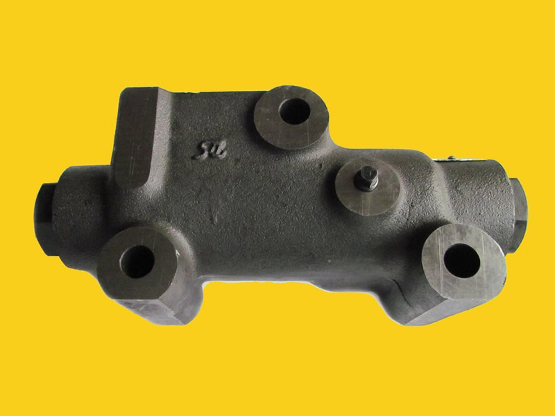 {y175-13-26401Valve